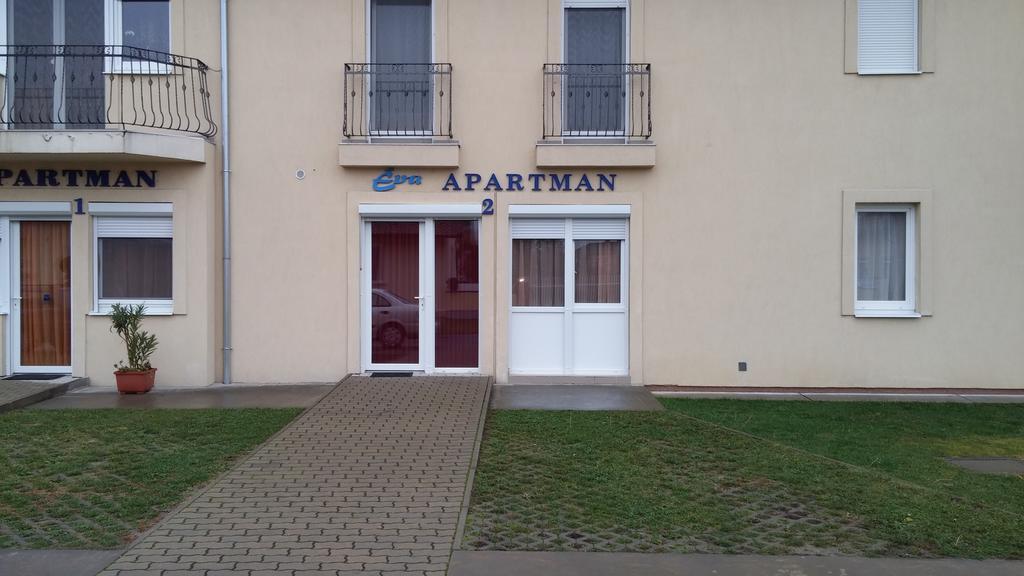 Eva Apartman Szigetvar Exterior photo